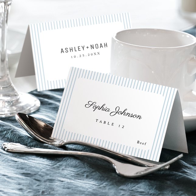 Blaue Gestreifte Eleganz Klassische Klapp-Platzkar Tischnummer (Blue Striped Elegance Classy Foldable Place Card)