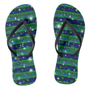 Blaue grüne Streifen mit Sternen und Regentropfen Flip Flops