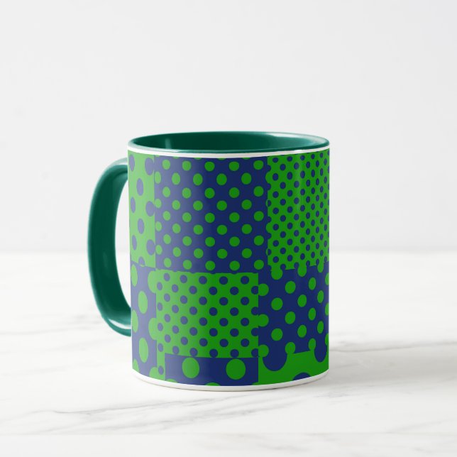 Blaue grüne Tupfen-Patchworkarbeit  Tasse (Vorderseite Links)