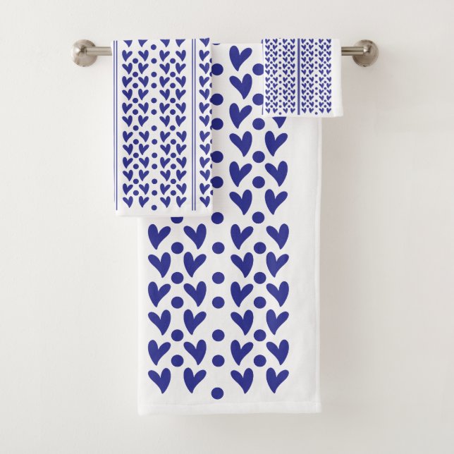 Blaue Herzen und Streifen Badhandtuch Set (Insitu)