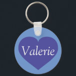 Blaue Herzkette Schlüsselanhänger<br><div class="desc">Dieser Schlüsselanhänger weist ein formblau gestaltetes Herz auf einem dunkelblauen Hintergrund auf,  der durch anpassbaren Text überlagert wird. Ändern Sie "Valerie" zu jedem Text,  den Sie wählen.</div>