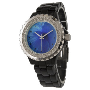 Blaue Hibiskus-Blumen-Rhinstone-Schwarze Emaille-U Armbanduhr