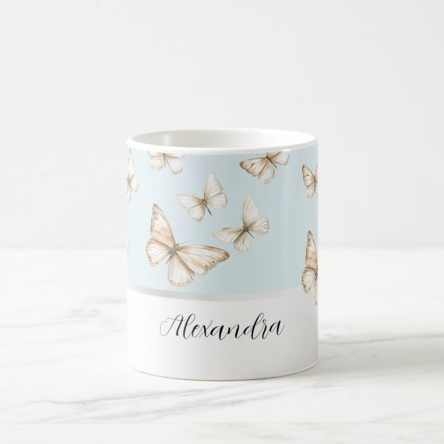 Blaue Himmel und Schmetterlinge  Kaffeetasse (Mittel)
