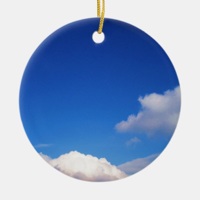 Blaue Himmel und weiße Wolken löschen Keramik Ornament (Vorne)
