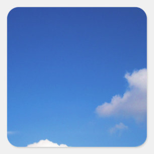 Blaue Himmel und weiße Wolken löschen Quadratischer Aufkleber