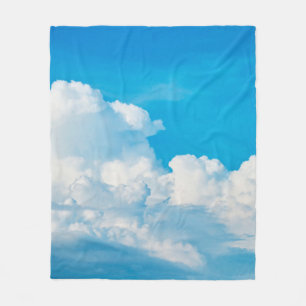 Blaue Himmelshinterwolken weiß Fleecedecke