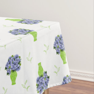 Blaue Hortensie im floralen Muster der grünen Vase Tischdecke