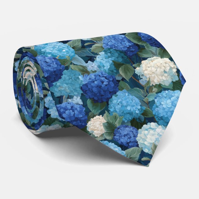 Blaue Hortensien-Blumenmuster mit Blättern Krawatte (Gerollt)