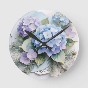 Blaue Hortensien-Blumenstrauß-Aquarell Serenität Runde Wanduhr