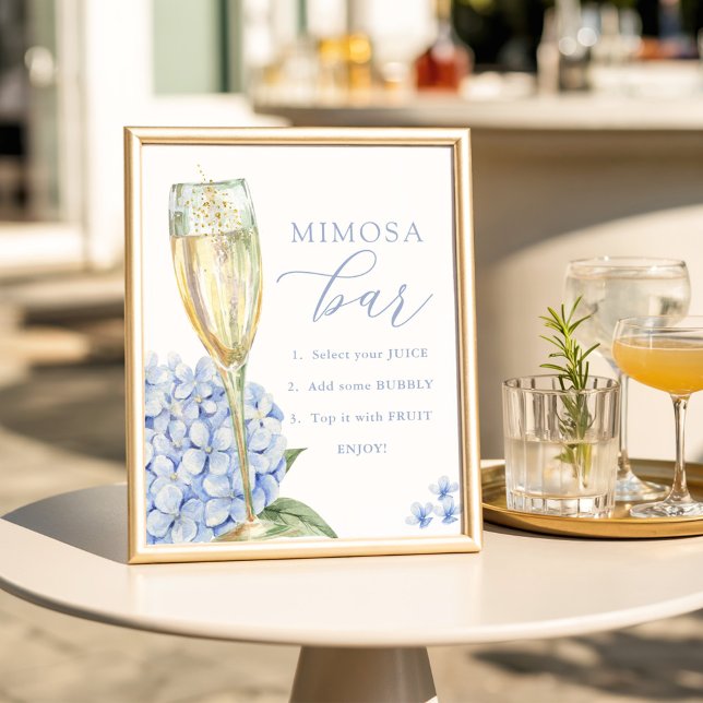 Blaue Hortensien & Goldglas Mimosa-Bar Poster (Von Creator hochgeladen)