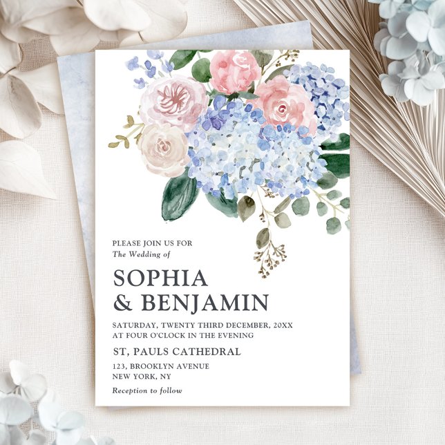 Blaue Hydrangeas Pastellrosa Rosen Hochzeit Einladung (Dusty blue pastel pink hydrangea floral wedding invitation)