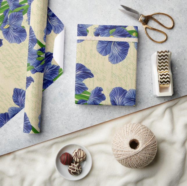 Blaue Iris-Blume Vintages ephemeres Muster Geschenkpapier (Kunsthandwerk)
