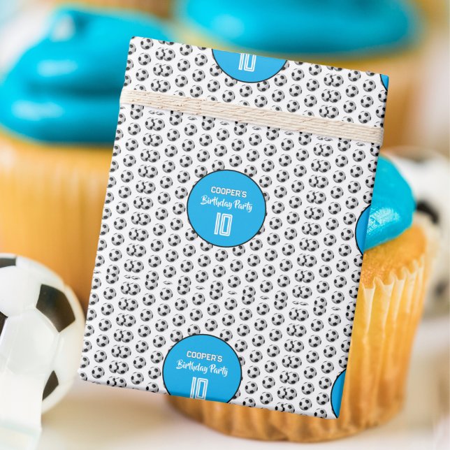 Blaue Jungs-Fußball-Geburtstagsfeier Geschenkpapier (Von Creator hochgeladen)