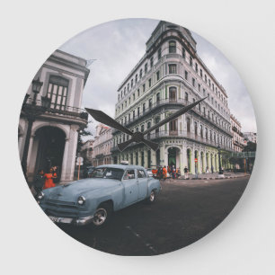 Blaue klassische Oldtimer-Stadtlandschaft Große Wanduhr