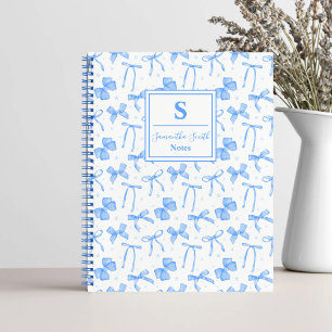 Blaue Koketten-Schleife mit individuellem Namen Notizbuch