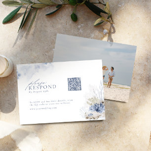 Blaue Korallen & Muscheln Strandhochzeit QR-Code RSVP Karte