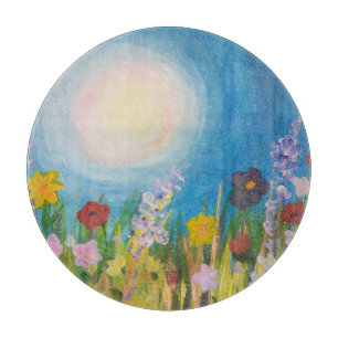 Blaue Kornblumen auf einer Wiese mit Wildblumen Schneidebrett