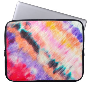 Blaue Kunstmalerei. Gefärbte Krawatte Textur. LILA Laptopschutzhülle