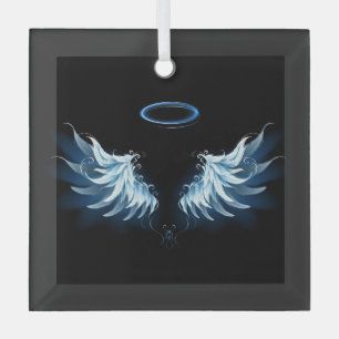 Blaue leuchtende Engelsflügel auf schwarzem Hinter Ornament Aus Glas