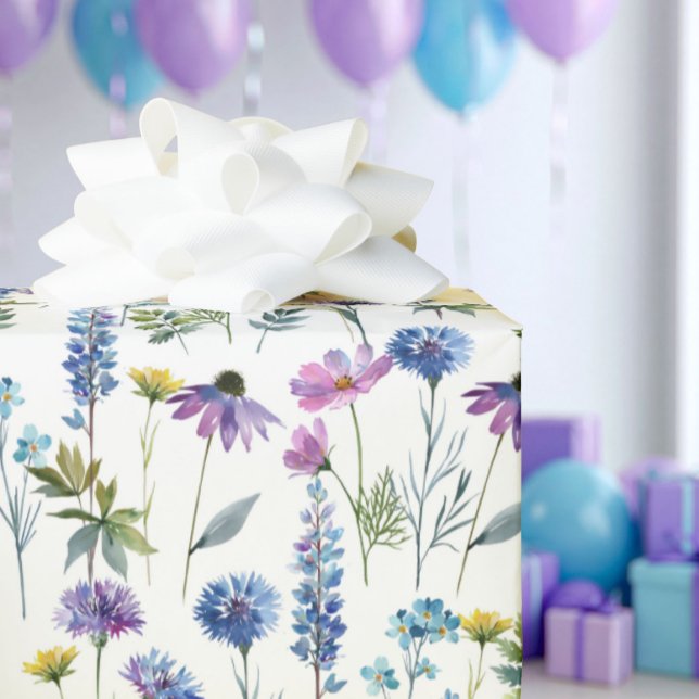 Blaue Lila Wildblumen-Wasserfarbe Geschenkpapier (Von Creator hochgeladen)