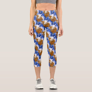 Blaue Luft und Wolken Abstraktes Kunstmuster Capri Leggings