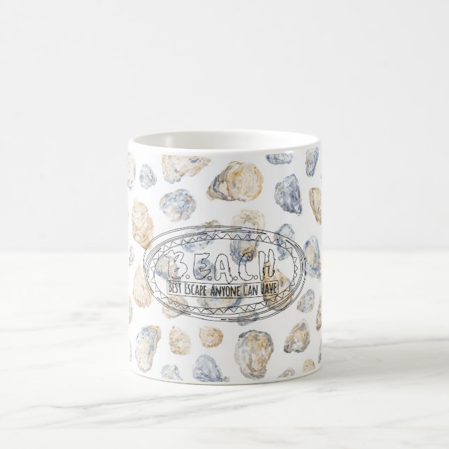 Blaue Meeresschalen vom Strand Kaffeetasse (Mittel)