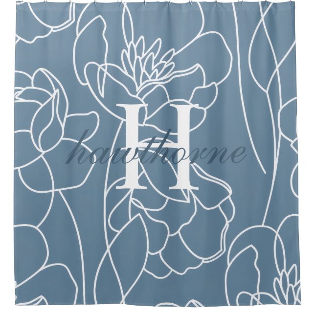Blaue moderne elegante Wildblumen-Monogramm-Name Duschvorhang (Vorderseite)