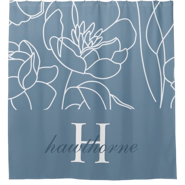 Blaue moderne elegante Wildblumen-Monogramm-Name Duschvorhang (Vorderseite)
