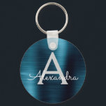Blaue, moderne Imitat Monogramm aus rostfreiem Sta Schlüsselanhänger<br><div class="desc">Moderne und elegante blaue Imitate Edelstahl Metallic Eleganter Schlüsselanhänger. Diese Schlüsselanhänger können so angepasst werden,  dass sie Ihren Anfangs- und Vornamen enthalten. Diese Schlüsselketten machen Geburtstags-,  Brautparty- oder Junggeselinnen-Abschied-Favoriten großartig.</div>