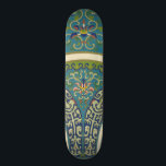 Blaue Orientalische Designs mit lächelnden Gesicht Skateboard<br><div class="desc">Dieses phantastische Stück besteht aus prächtigen blauen orientalischen Designs und Blumendruck. Lächelnde Gesichter blicken aus den Designs heraus auf Sie. Kaufen Sie noch heute eine Kopie!</div>