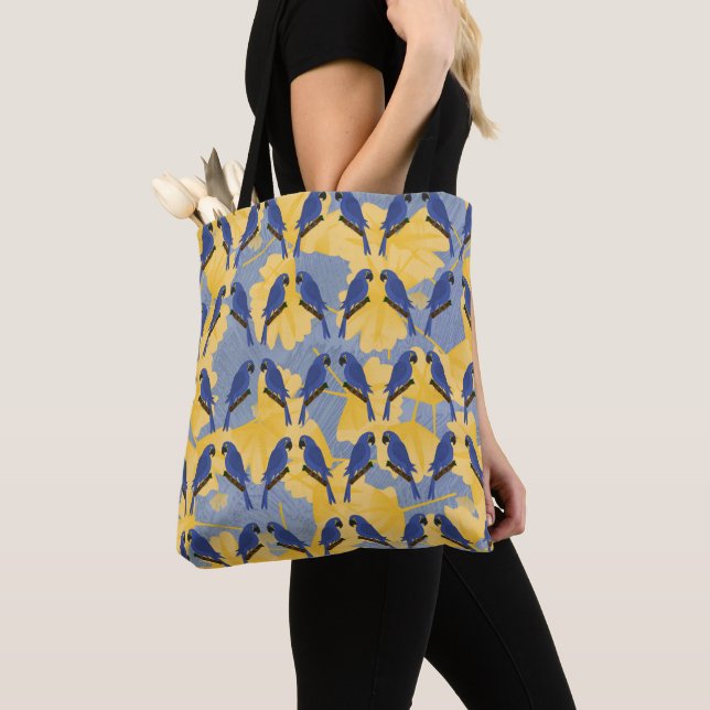 Blaue Papageien Allover Tote Tasche (Von Nahem)