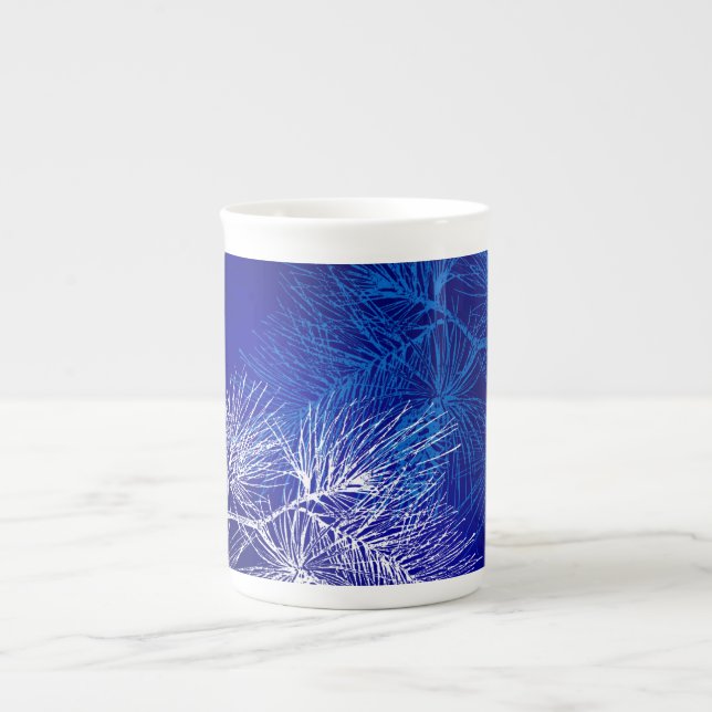 Blaue Pine Holiday China Tasse (Vorderseite)
