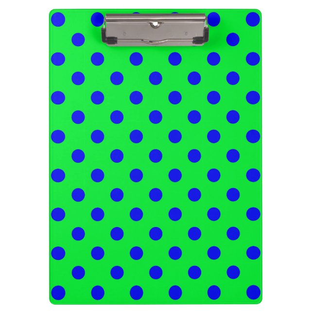 Blaue Punkte auf grünem Hintergrund Musterdesign  Klemmbrett (Vorderseite)