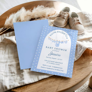 Blaue Punkte Hängende Kleidung Baby-Party Einladung