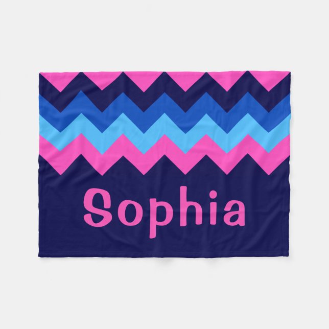 Blaue Rosa Chevron-Monogramm-Fleece-Decke klein Fleecedecke (Vorderseite (Horizontal))