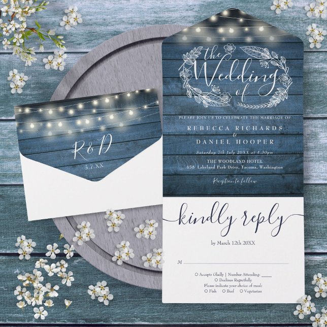 Blaue Rustikale Holzsaitenblume All In One Einladung (Blue Rustic Wood String Lights Floral Wedding All In One Invitation)