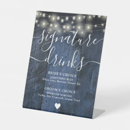 Blaue Rustikale Holzsaitenlampen Signature Drinks Sockelschild