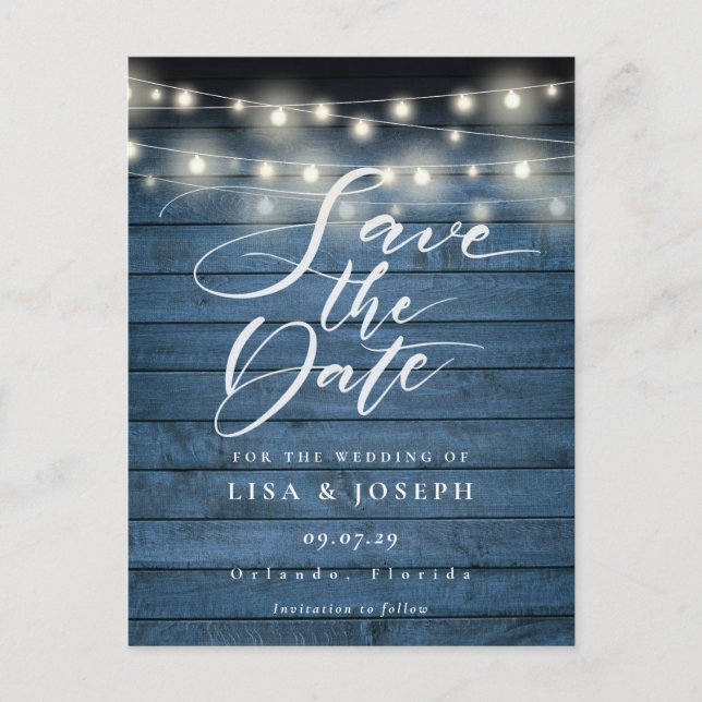 Blaue Rustikale Lichterkette QR Code Save the Date Postkarte (Vorderseite)