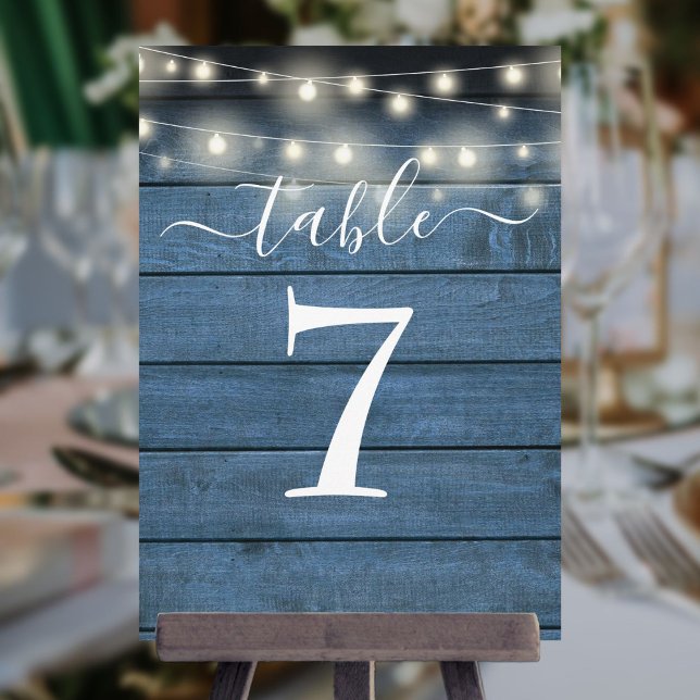 Blaue Rustikale Tischnummer (Blue Rustic Wood String Lights Table Number)