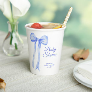 Blaue Schleife Es ist ein Junge Baby-Party Pappbecher