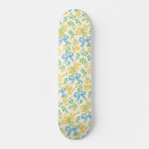 Blaue Schleifen und gelbes Blumen-Landhaus-Muster Skateboard