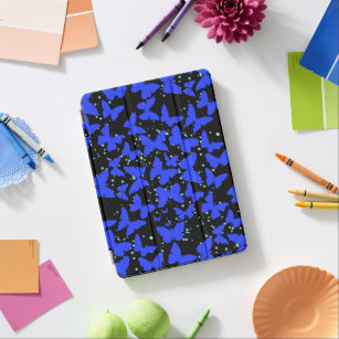 Blaue Schmetterlinge Muster C01.b Schwarze BG iPad Air Hülle
