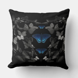 Blaue Schmetterlinge und schwarz-weiße Schmetterli Kissen