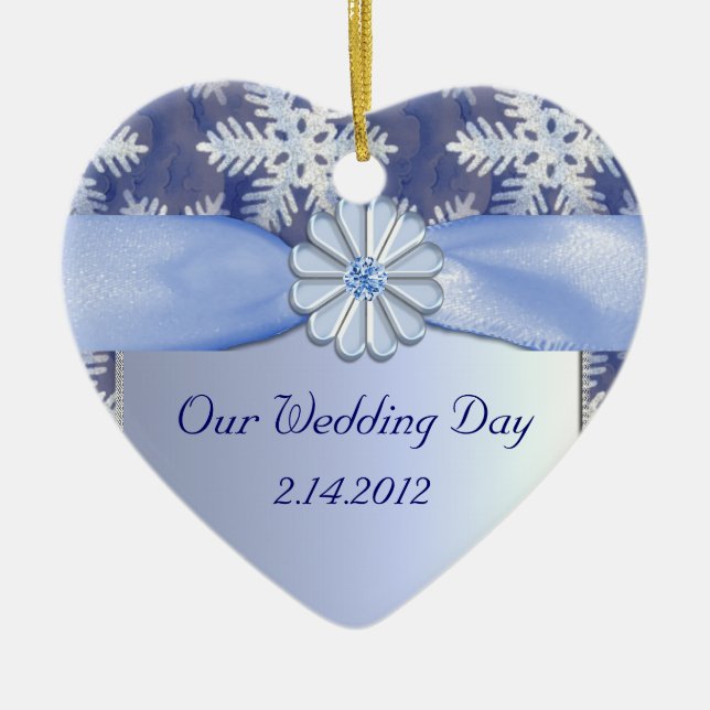 Blaue Schneeflocke-Kristallfeier Keramik Ornament (Vorne)