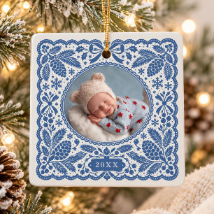 Blaue skandinavische Volkskunst Tannenzapfen Baby- Keramikornament