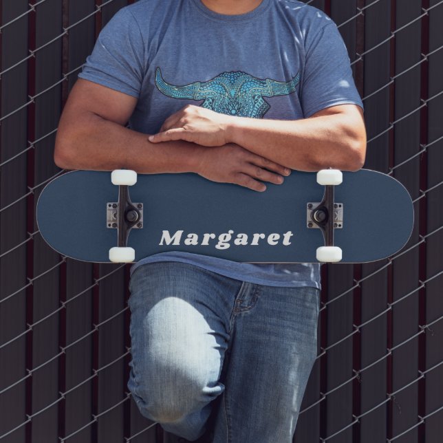 Blaue Skateboard mit Ihrem Namen in Style (Außenbereich 3)