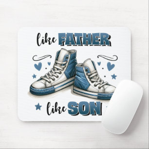 Blaue Sneakers wie Vater, wie Sohn Mousepad