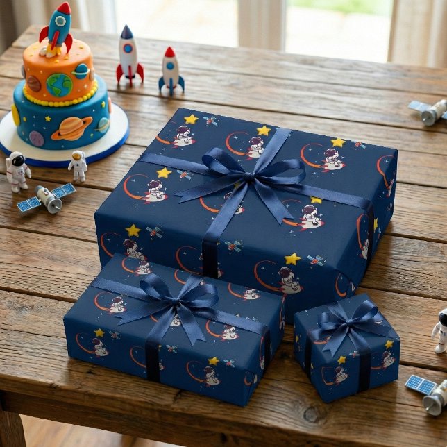 Blaue spielende Weltraumrakete zum Geburtstag Geschenkpapier (Von Creator hochgeladen)