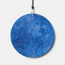 Blaue sprudelnde Windglocke