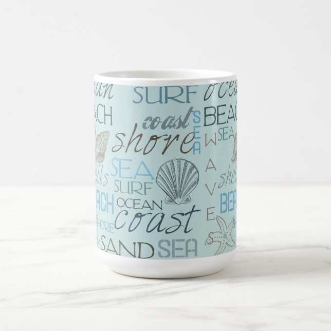 Blaue Strandschalen Ozeanküste Kaffeetasse (Mittel)